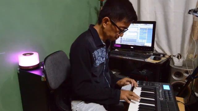 M-AUDIO Axiom25 Gen1 Practice Looping 2