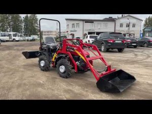 Трактор Беларус 152 с фронтальным погрузчиком и задненавесным ковшом