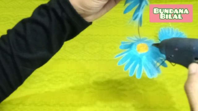 DIY Cara Membuat Bunga Gerbera Dari Plastik Kresek//How To Make Gerbera Flowers From Plastic Bags смотреть онлайн