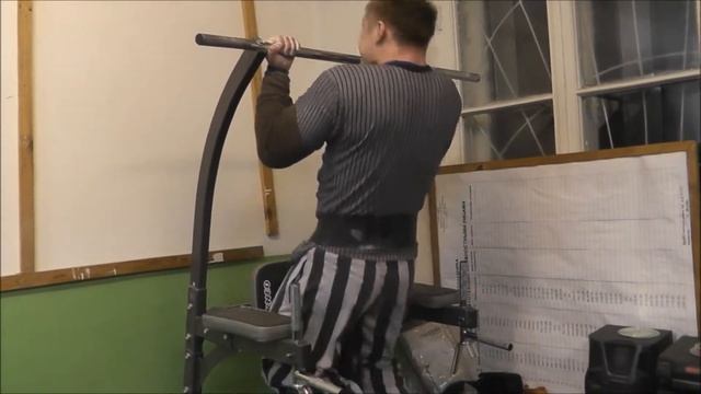 подтягивания обратным хватом + 30кг смотреть онлайн
