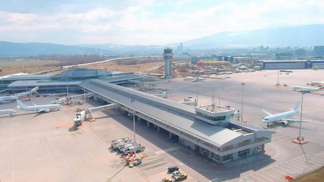 Летище София от птичи поглед/ Sofia Airport from a bird's eye view смотреть онлайн
