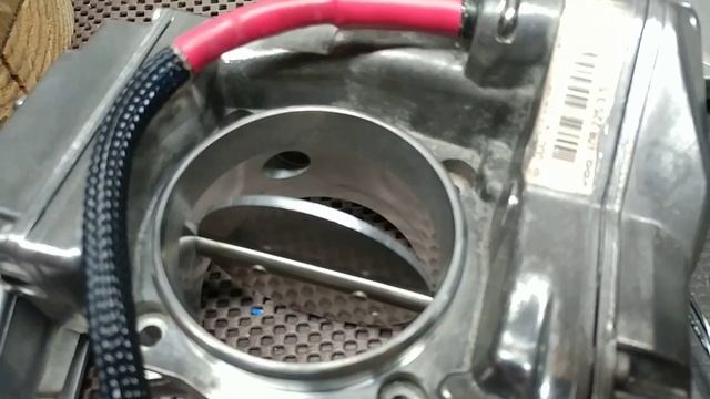 Mercedes ASR throttle repaired. Bench test смотреть онлайн