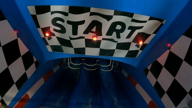Formula 3 Race Water Slide at AquaMagis Plettenberg смотреть онлайн