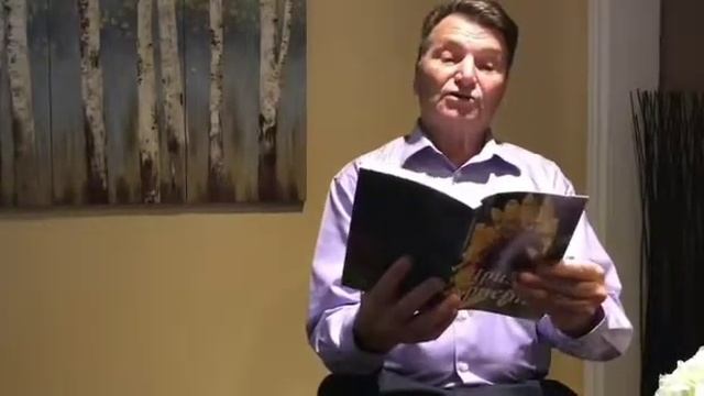 Стихотворение "Пчела и муха" из Сборника стихов и поэм Петра Трофимова смотреть онлайн