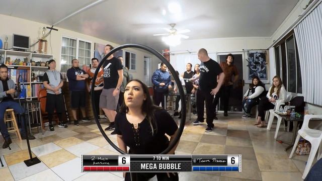 Mega Bubble | One of the Best Team Party Games Ever! (Minute to Win It) смотреть онлайн
