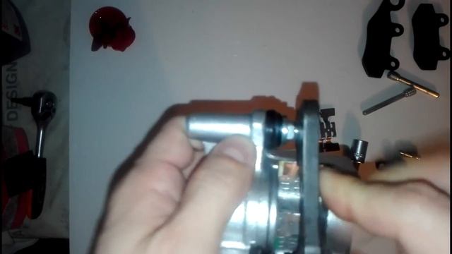 тормозной суппорт чистка смотреть онлайн