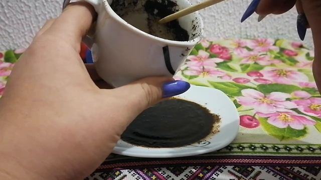 ГАДАНИЕ НА КОФЕЙНОЙ ГУЩЕ ЧТО ЧУВСТВУЕТ К ВАМ ЗАГАДАННЫЙ ЧЕЛОВЕК ЕГО МЫСЛИ ДЕЙСТВИЯ смотреть онлайн