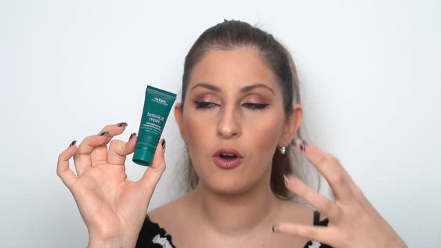 Τα καλύτερα καλλυντικά του 2021||Dimitra's beauty channel смотреть онлайн