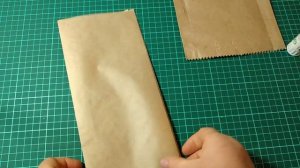 КАК за 4 минуты сделать упаковочный пакет из бумаги для выпечки