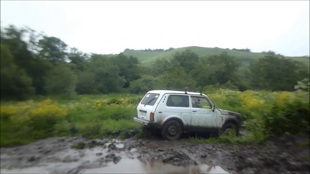 нива 4х4 на каме флейм в грязи смотреть онлайн