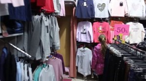 VLOG Шоппинг с Дашей. Покупаем одежду и ЛОЛ.