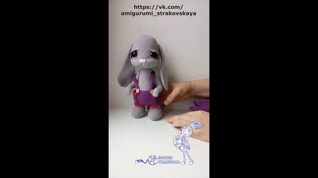 Игрушка Зайчик Хулиганчик (Rowdy-Dowdy Bunny) смотреть онлайн