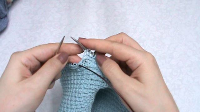 Очень простой узор. Узор для вязания свитеров, кардиганов,жакетов,шапок и шарфов #узорспицами смотреть онлайн