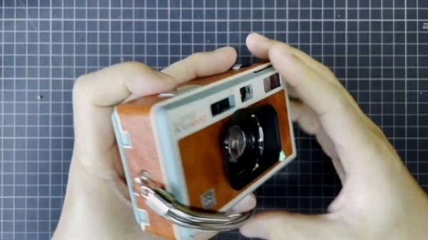 How to use the Lomography LomoApparat 21mm Wide-angle 35mm Film Camera