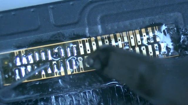 iPad 8 ª generación (A2270) No Carga - Soldar el flex смотреть онлайн