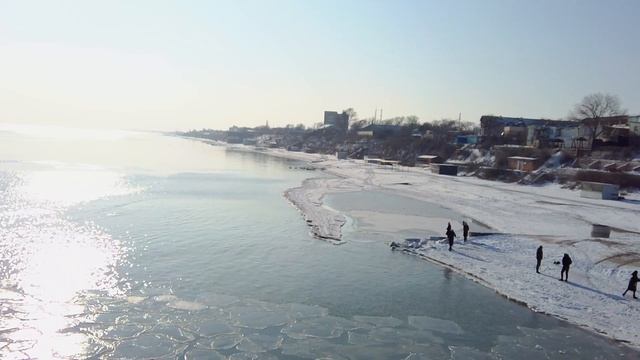 Купание в Азовском море (Кирилловка) 19 января 2021 года смотреть онлайн