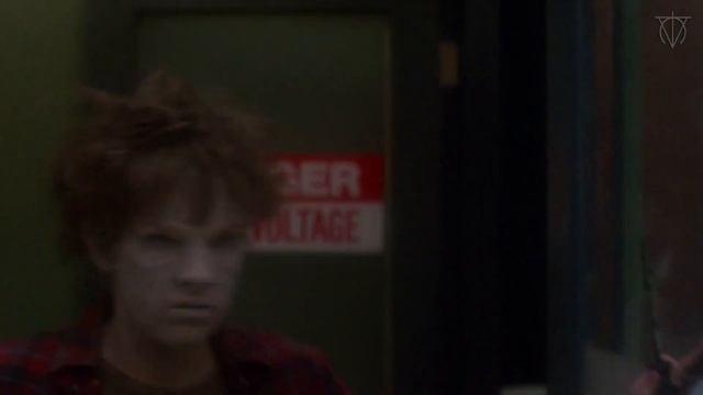 Return of the Living Dead 2 Jesse Vs. Zombie Billy смотреть онлайн