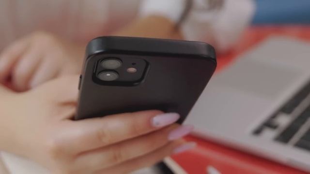 iOS 18 изменит ВСЁ – ЭТО ПРОИЗОШЛО смотреть онлайн