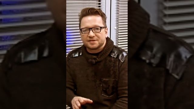 Есть люди с особо чувствительной кожей... Читает Владимир Глазунов смотреть онлайн