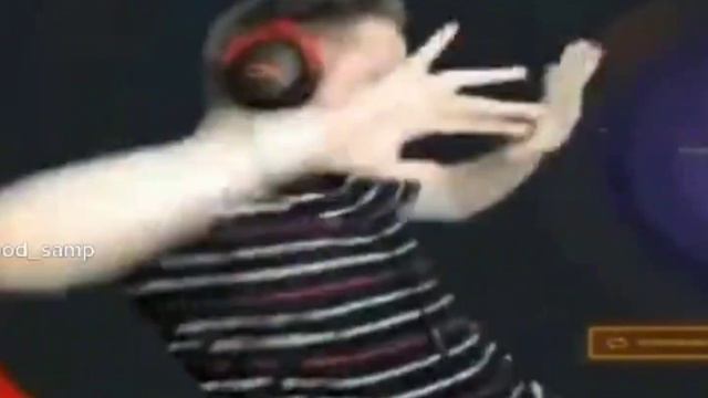 тик так танцует. Мем из тик тока смотреть онлайн