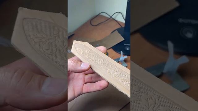 Продолжение тиснения модульным клише на горячую. смотреть онлайн