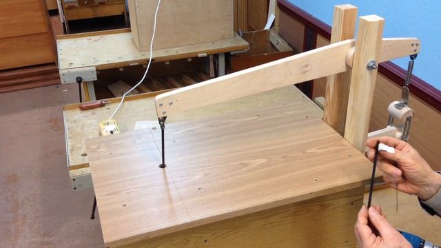 Cамодельный стационарный электро лобзик из ручного смотреть онлайн
