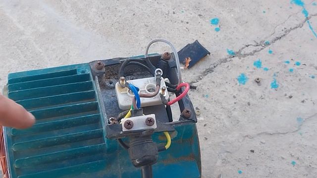 1 fazalı Asenxron elektrik matoru (Su nasosu) sarğının vəziyyətini yoxlamaq (Mexaniki,testerlə) смотреть онлайн
