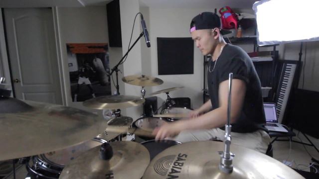 ROMEYO WILSON & FAME HOLIDAY | MICHAEL JACKSON | Drum Cover by Kenneth Wong смотреть онлайн
