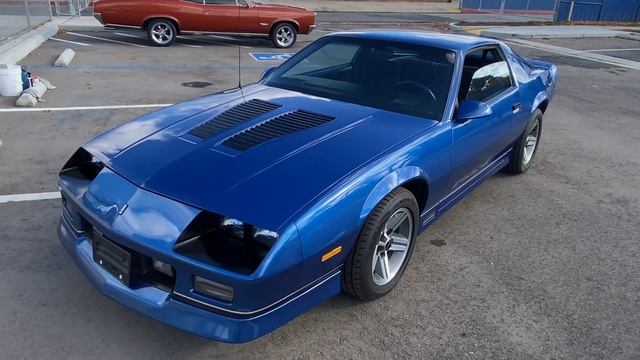 1987 Chevrolet Camaro Iroc Z-28 Walk-around Video смотреть онлайн