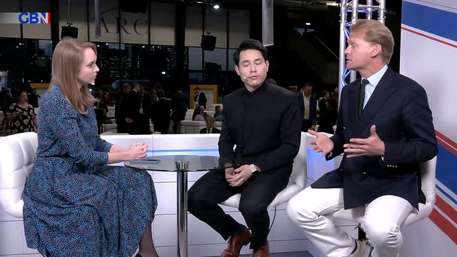 Andy Ngo & James Orr: What does it mean to be British? смотреть онлайн