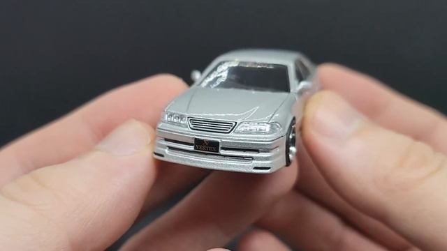1/64 Tarmac Works Vertex Toyota Mark II JZX100 Silver Metallic Special Edition Unboxing смотреть онлайн