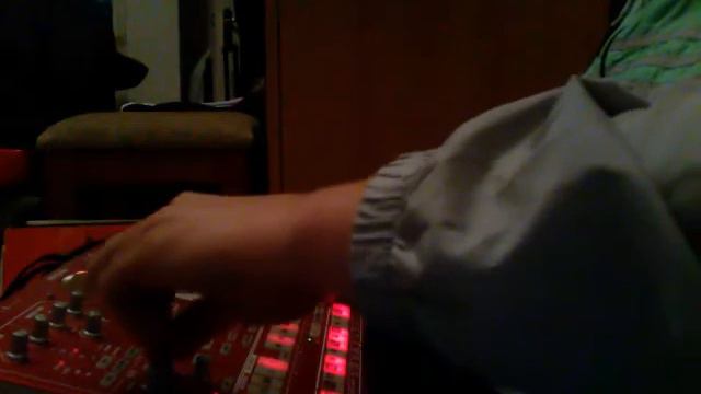 RAVE ATTACK !!! PUMPING nostalgic TECHNO on KORG ESX (and still no XOXBOX!) смотреть онлайн