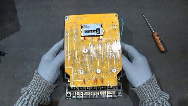 Ф68700 / Чудо-чудное для подсчета электричества смотреть онлайн