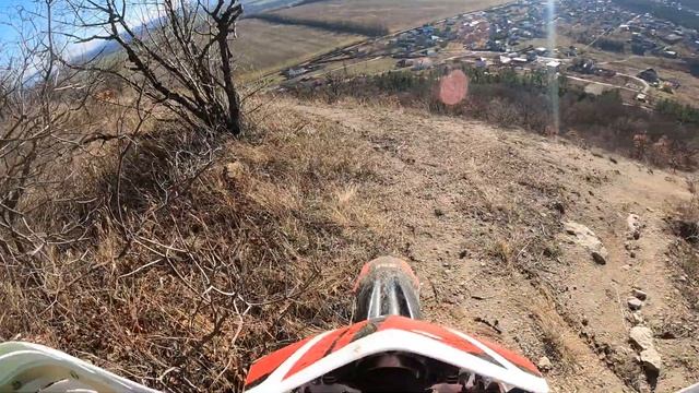 GR8,Z10,XR250 забрались на верхушку 6 декабря смотреть онлайн