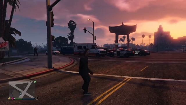 Police butchering a player in GTA Online смотреть онлайн