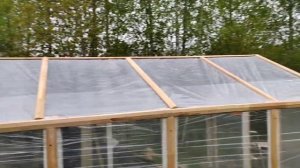 Теплица из говна и палок или домик для огурцов своими руками