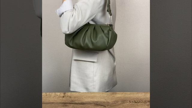 18128-618 FABRETTI Сумка жен. нат. кожа 