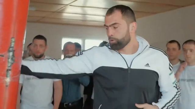 Рахим Чахкиев в реабилитационном центре Альянса Юга России смотреть онлайн