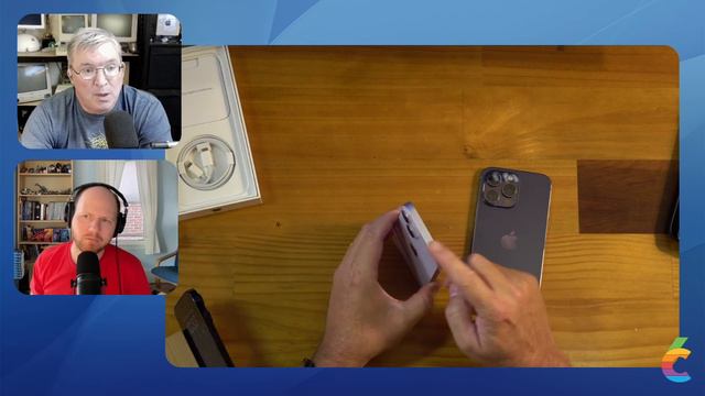 Live with iPhone 14 / 14 Pro / 14 Pro Max смотреть онлайн