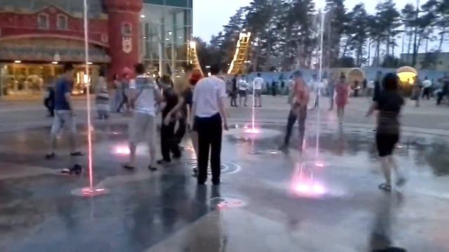 у мужика талант!)Угар смотреть онлайн