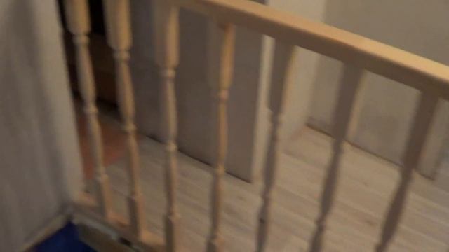 ВИНТОВАЯ ЛЕСТНИЦА из ступеней из леруа, своими руками! недорогая лесенка на дачу! Как сделал?! смотреть онлайн