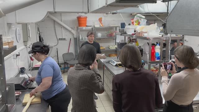 Бэкстейдж со съемок сюжета в кафе бурятской кухни смотреть онлайн