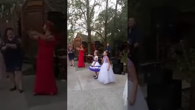 Песня брату на свадьбу от младшей сестры смотреть онлайн