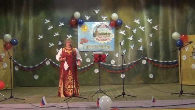 В этой деревне огни не погашены смотреть онлайн
