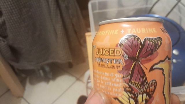MONSTER ENERGY JUICED MONARCH 50CL смотреть онлайн