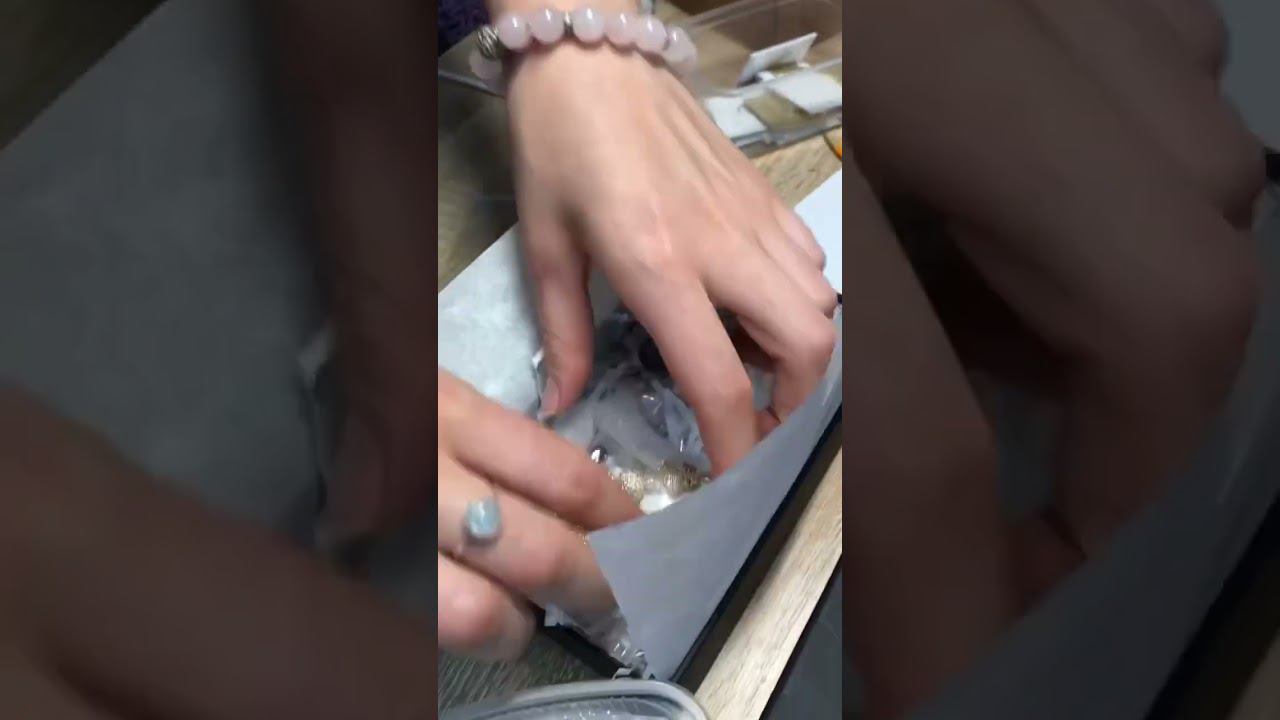 Как мы упаковываем заказы с украшениями для наших любимых клиентов в 15 сек #fashionaccessories