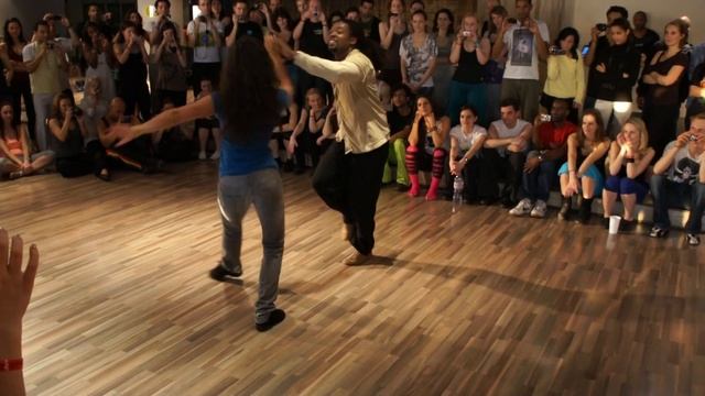 Josta & Pasty, zouk workshop demo - the best in Prague 2011 [HD] смотреть онлайн