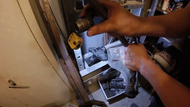 1966 Chevelle Upper a-arm bushing replacement смотреть онлайн
