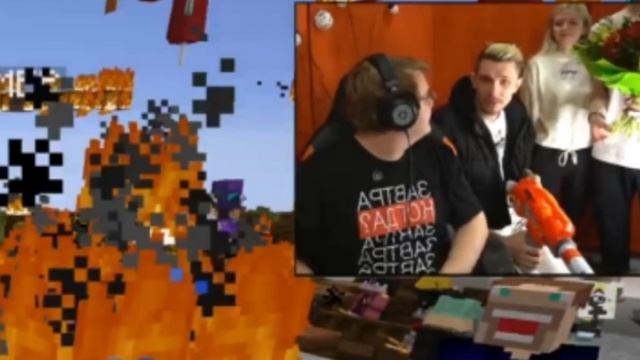 ЗАКВИЕЛЬ И МАРИНА ПОЗДРАВЛЯЮТ ПЯТЁРКУ С ДНЕМ РОЖДЕНИЯ В РОСТОВЕ... смотреть онлайн