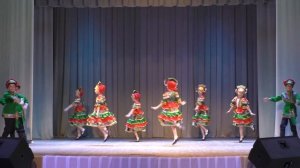 Земляничка ягодка   детский танцевальный коллектив Колорит